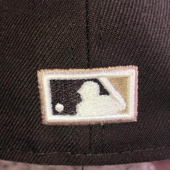 7 1/2 FITTED HATS - Picture 12 of 16